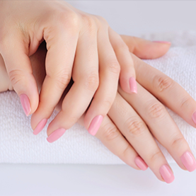 MANUCURE POSE D’ONGLE AU GEL
